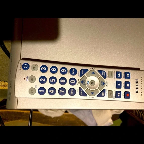 Philips DVD player w remote control